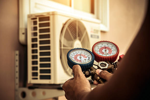 Professional Hvac technician working in Clover, SC